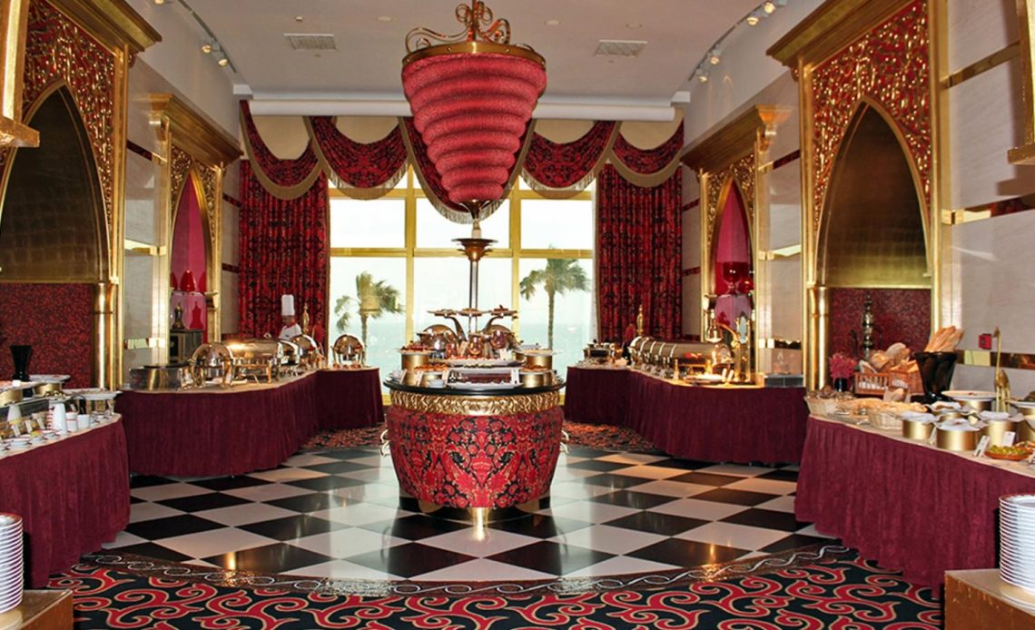 al iwan restaurant burj al arab